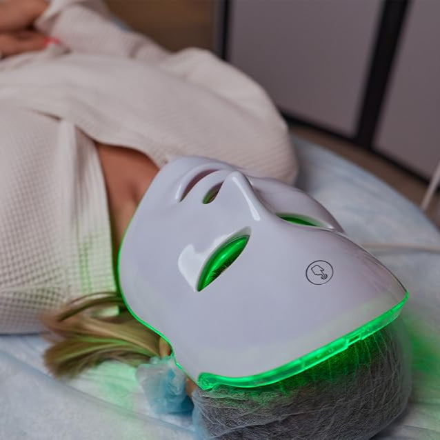 DoliSkin™ LED Light Therapy Mask